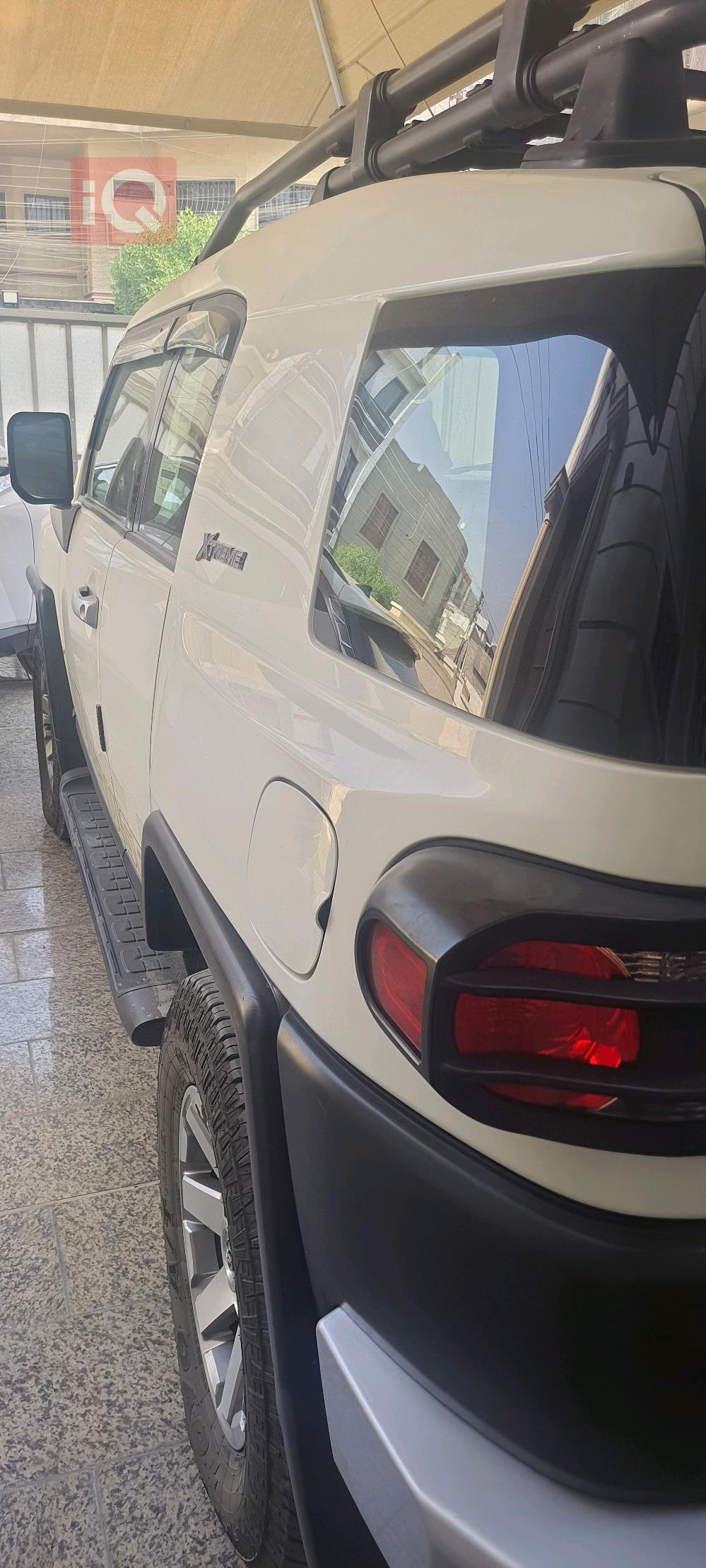 تويوتا إف جي كروزر